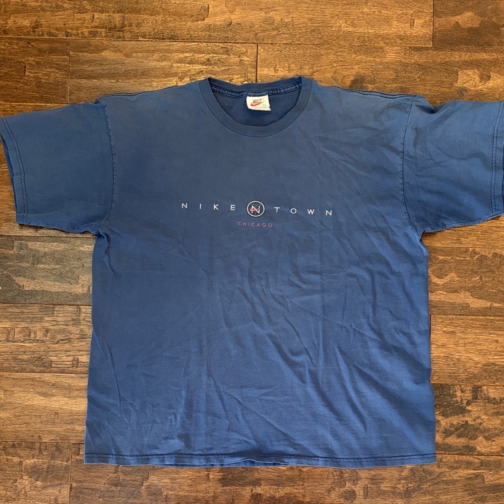 Vintage Nike Short Sleeve Tee